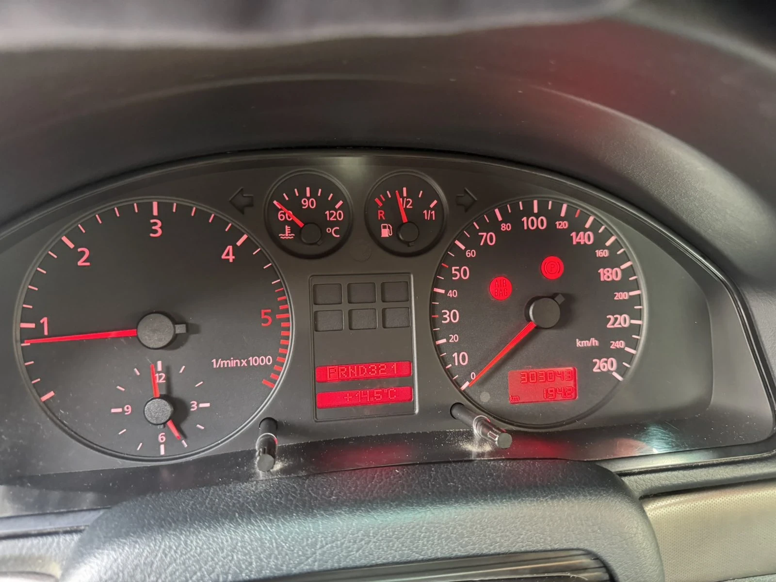 Audi A4 A4B5 - изображение 6