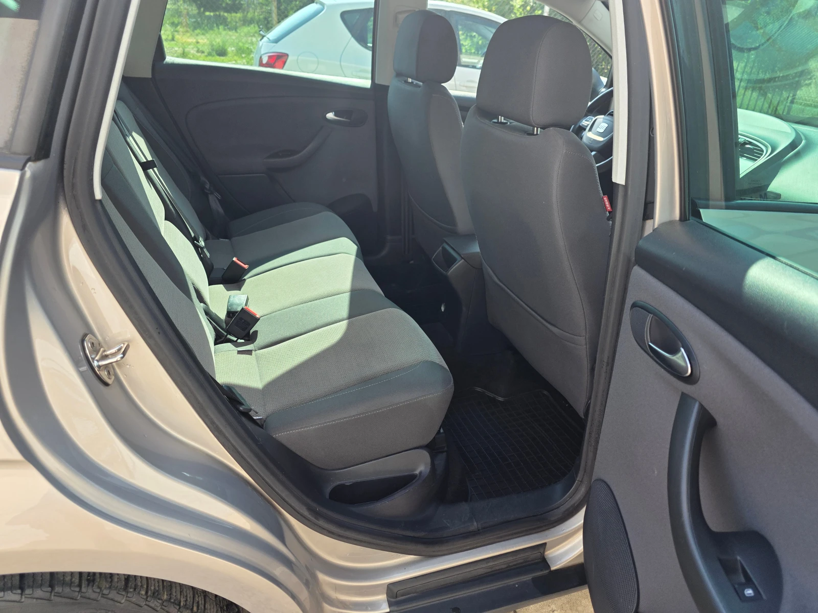 Seat Altea XL 1.6TDI 159000km!  - изображение 10