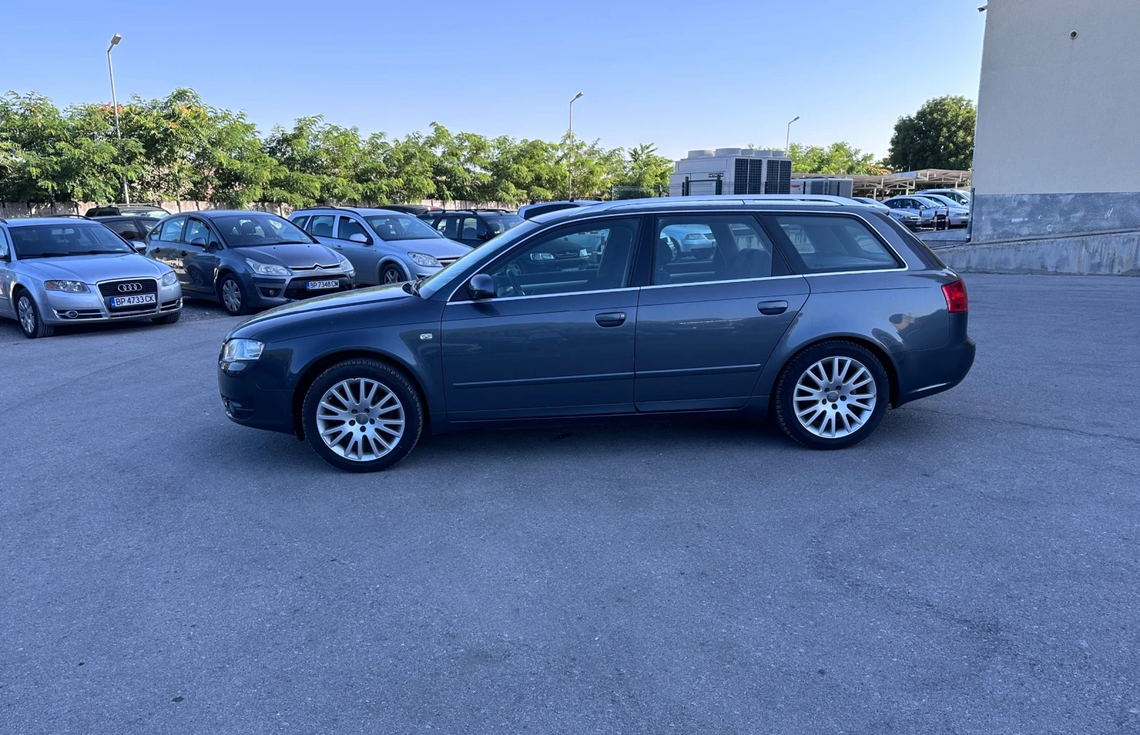 Audi A4 2.0TDI - КЛИМАТРОНИК - изображение 8