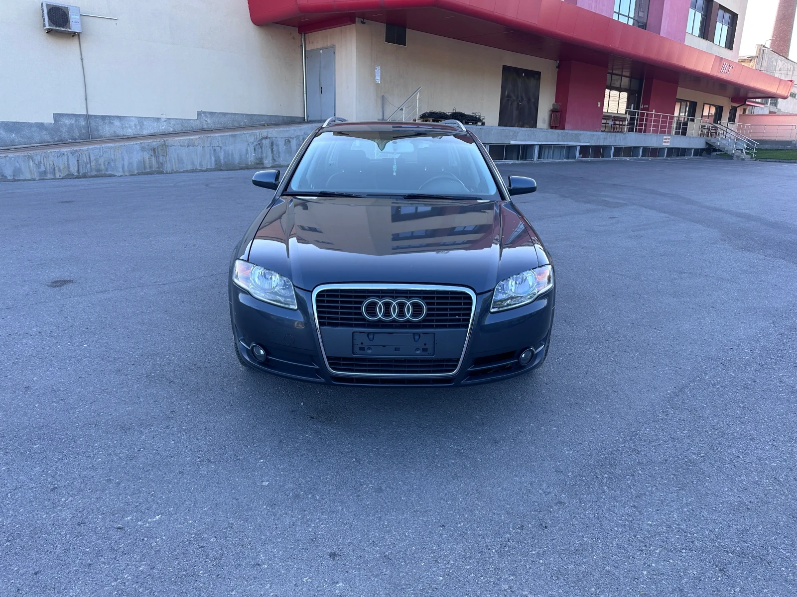 Audi A4 2.0TDI - КЛИМАТРОНИК - изображение 2