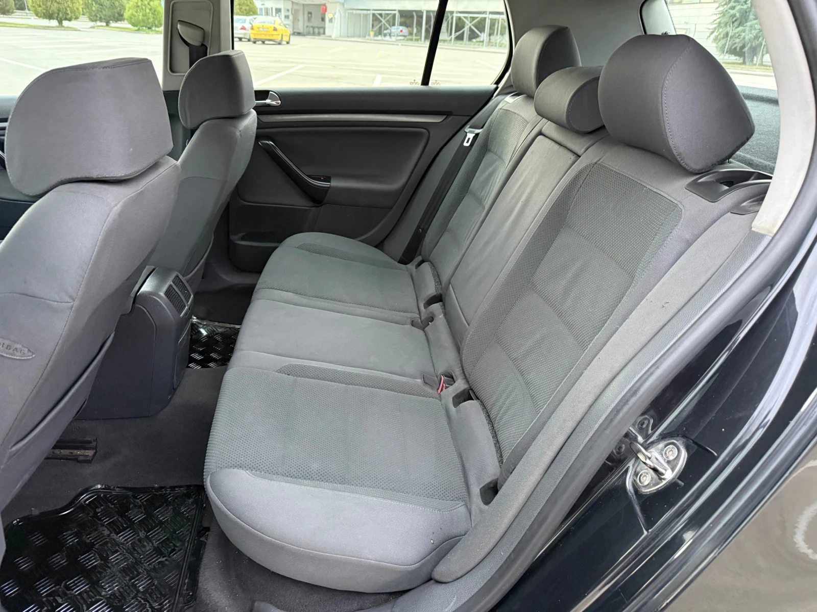 VW Golf 2.0 TDI GTI-LINE 6  SK | Mobile.bg   13