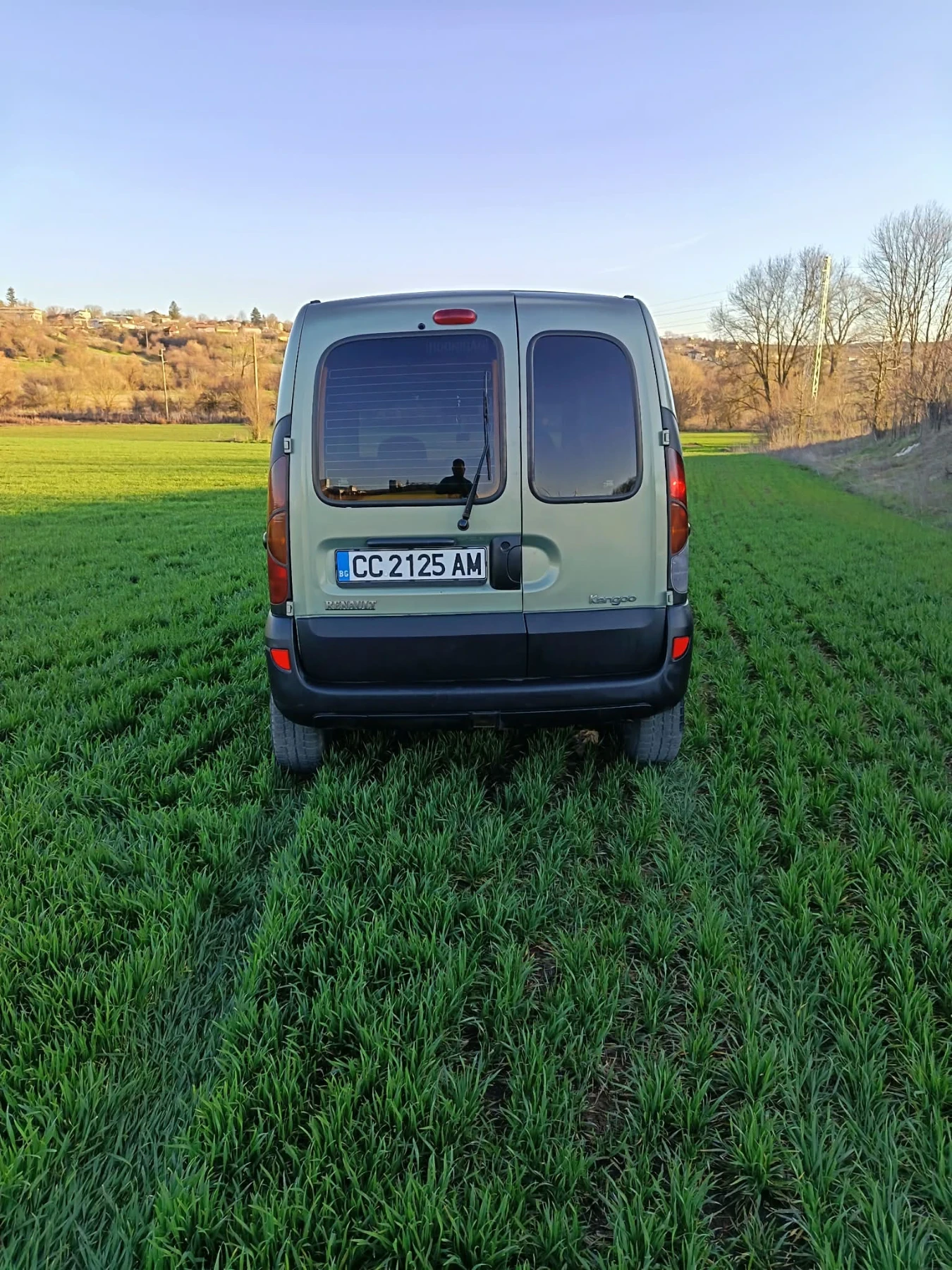Renault Kangoo 1.6 газ/бензин 4х4, снимка 5 - Автомобили и джипове - 53752615