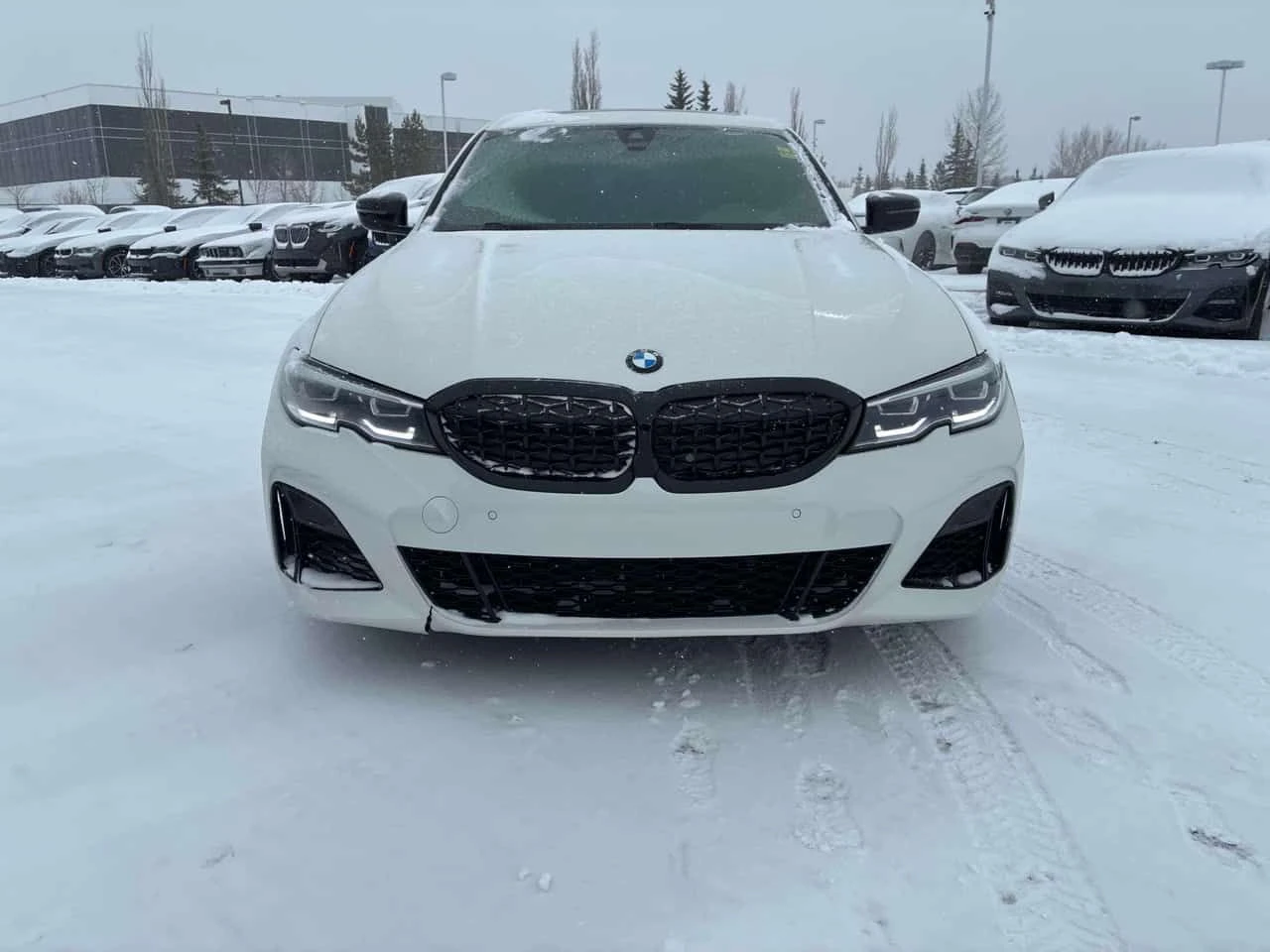 BMW 340 * M xDrive * ПОДГРЕВ * КЛИП НА МОТОРА * 360 , снимка 2 - Автомобили и джипове - 53984196