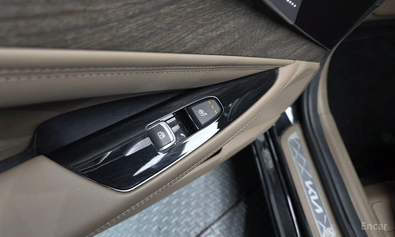 Kia K8 NOBLESSE* EDITION* HYBRID* ОБДУХВАНЕ* LANE* ASSIST, снимка 7 - Автомобили и джипове - 54576906
