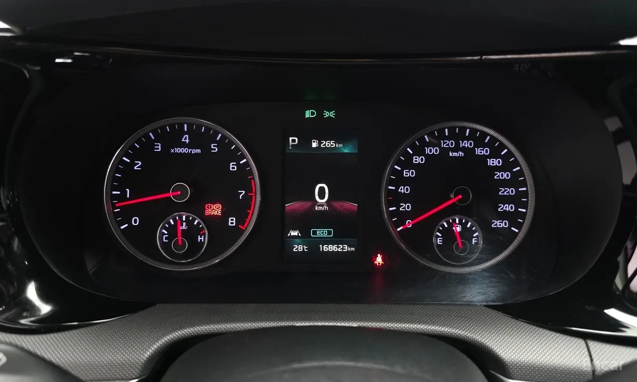 Kia K5, снимка 14 - Автомобили и джипове - 54734680