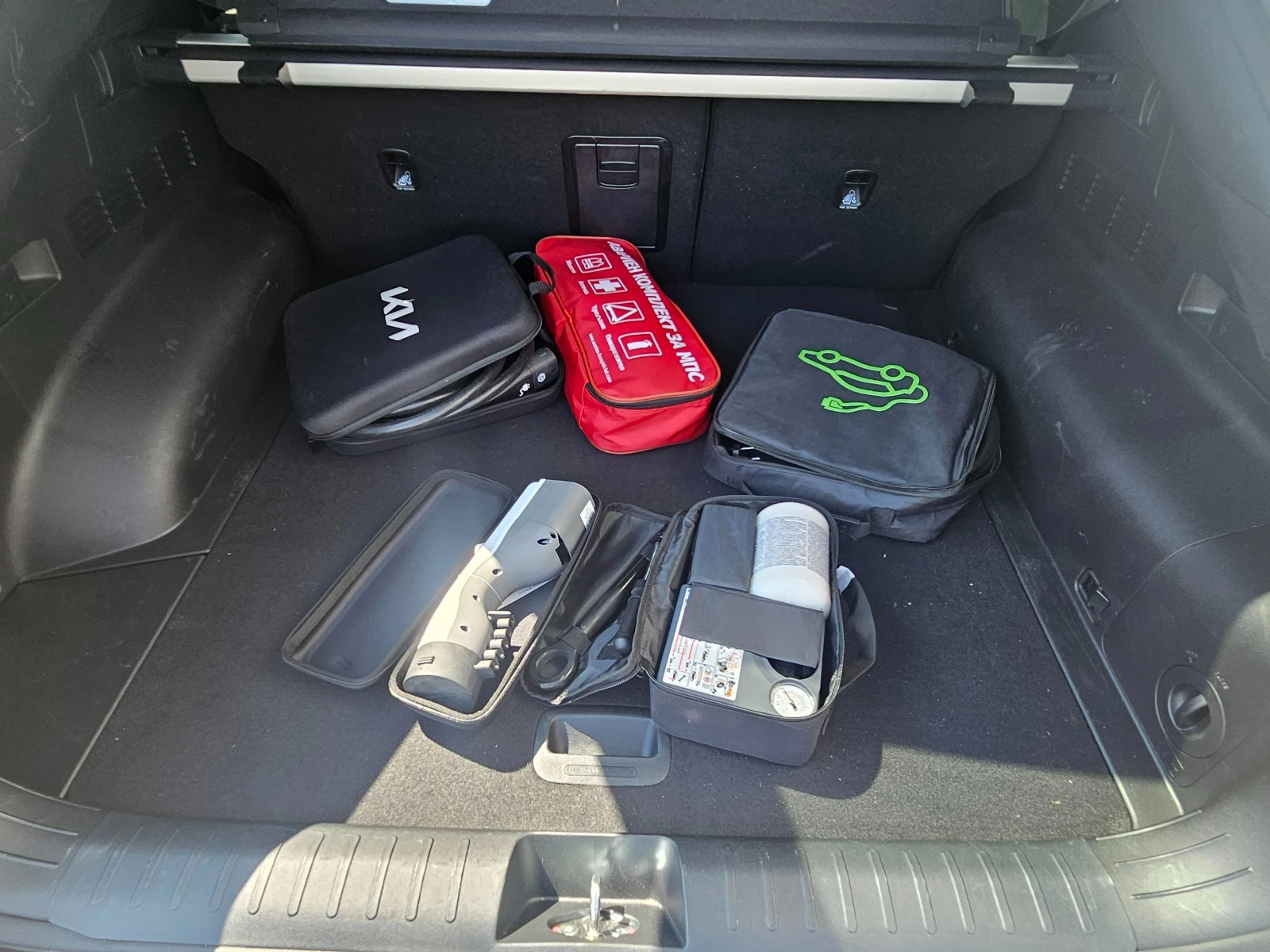 Kia EV6 GT-Line 4x4 325кс FULL, снимка 17 - Автомобили и джипове - 54806270