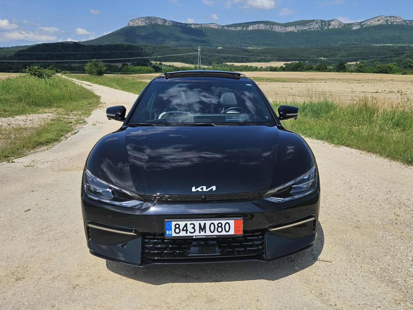 Kia EV6 GT-Line 4x4 325кс FULL, снимка 2 - Автомобили и джипове - 54806270