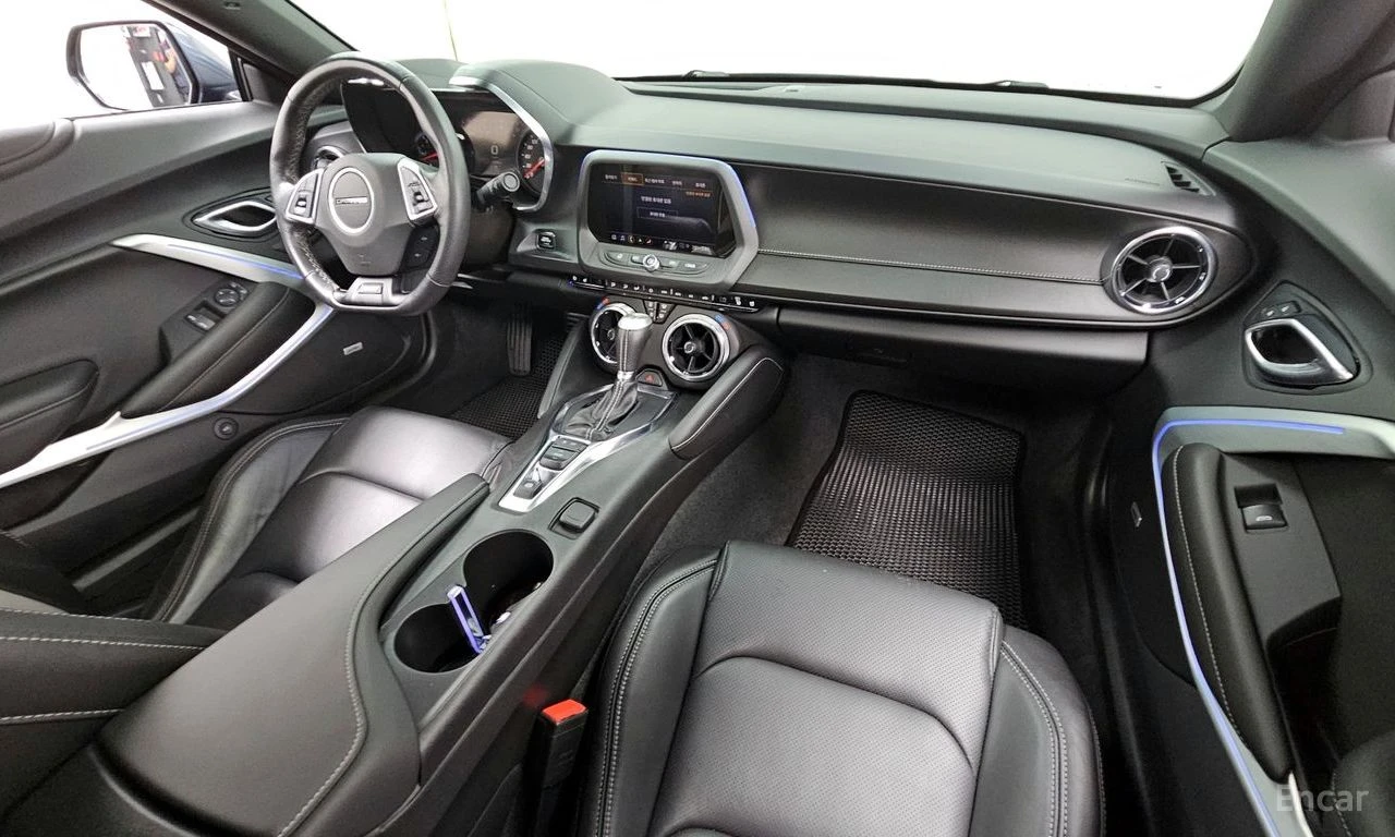 Chevrolet Camaro SS* 6.2* V8* ПОДГРЕВ* ОБДУХВАНЕ* КАМЕРА* КЕЙЛЕС* , снимка 6 - Автомобили и джипове - 55029205