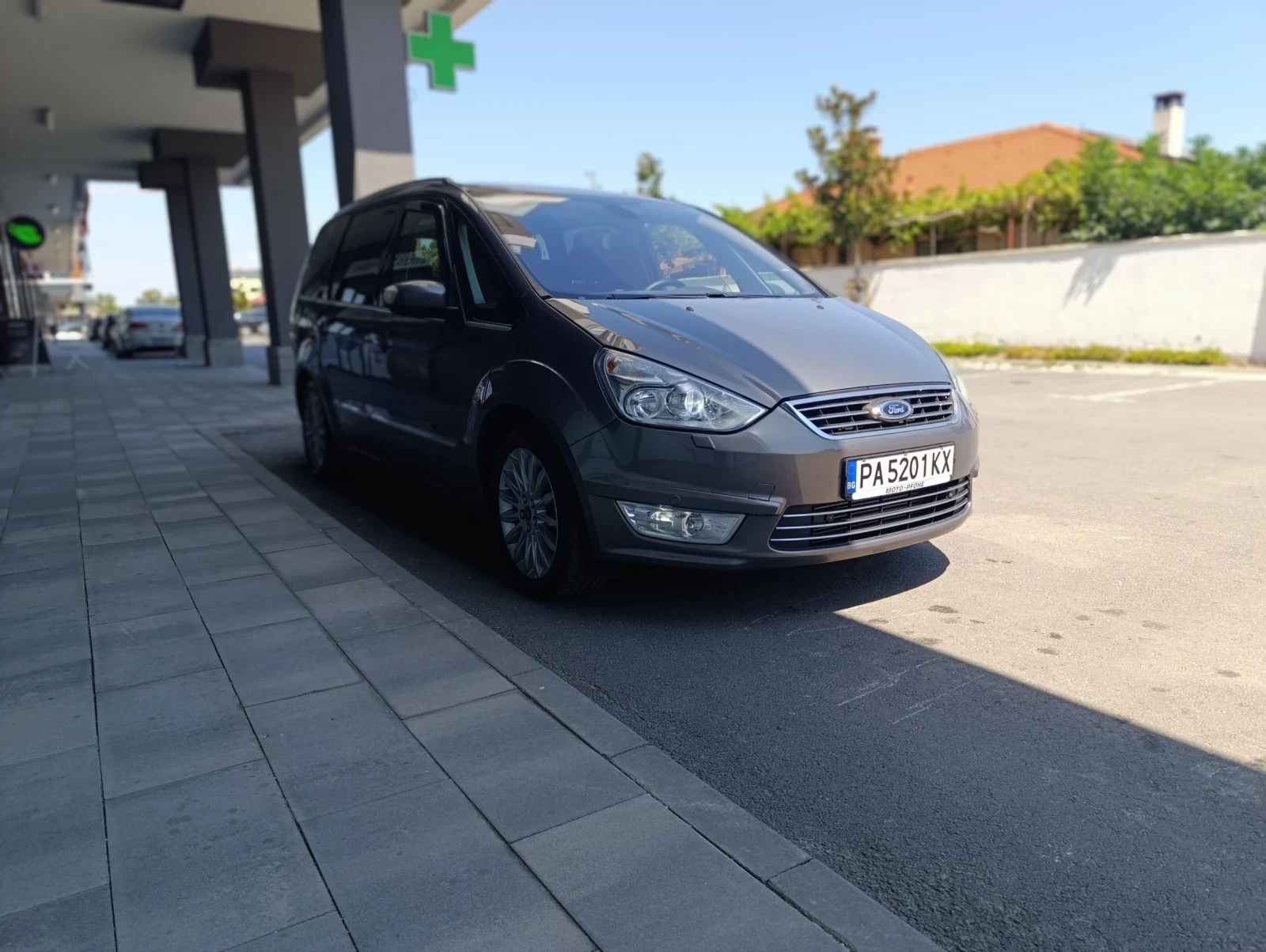 Ford Galaxy 2, 2tdci 200h.p.| TITANIUM| Facelift , снимка 5 - Автомобили и джипове - 55340529