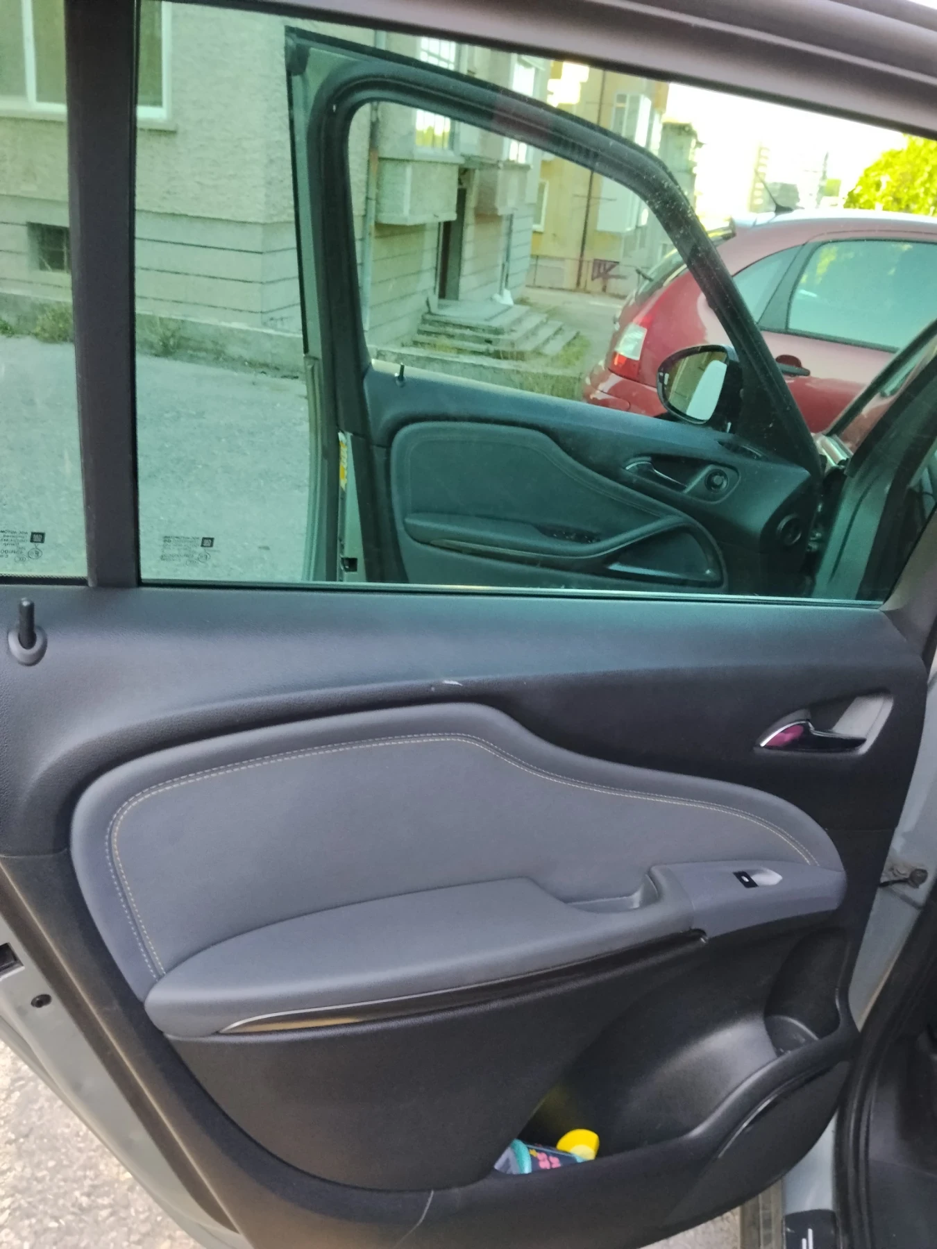 Opel Zafira TOURER, снимка 8 - Автомобили и джипове - 56033072