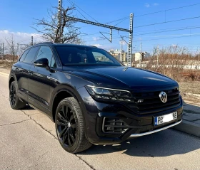 VW Touareg  R-line , Black Edition , Full Max , УНИКАТ !, снимка 1