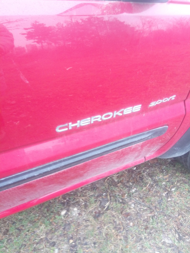 Jeep Cherokee 2.5, снимка 9 - Автомобили и джипове - 46024601