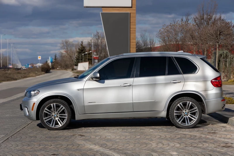 BMW X5 5.0, снимка 2 - Автомобили и джипове - 47513382