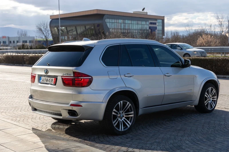 BMW X5 5.0, снимка 3 - Автомобили и джипове - 47513382