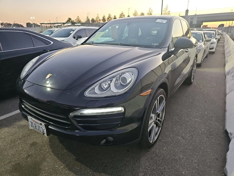 Porsche Cayenne, снимка 2 - Автомобили и джипове - 47590356