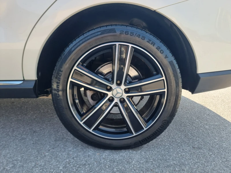 Mercedes-Benz ML 350 Panorama* AMG* Keyless* Distronic* Camera* , снимка 17 - Автомобили и джипове - 52281505