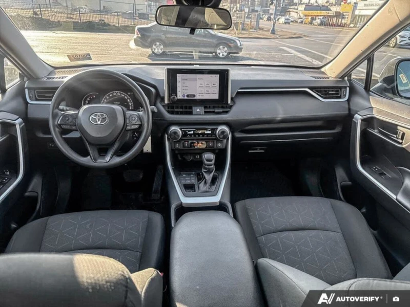 Toyota Rav4 2024| LE AWD, снимка 6 - Автомобили и джипове - 53340914
