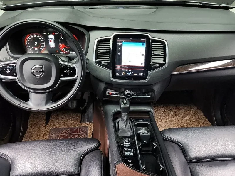 Volvo Xc90 2Nd Generation D5 Momentum, снимка 7 - Автомобили и джипове - 55198900