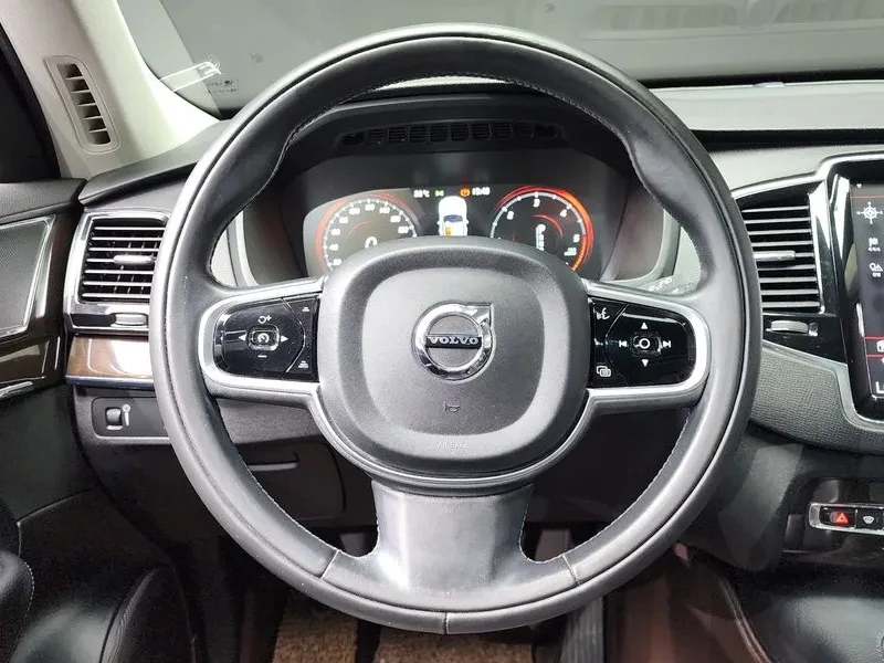 Volvo Xc90 2Nd Generation D5 Momentum, снимка 13 - Автомобили и джипове - 55198900