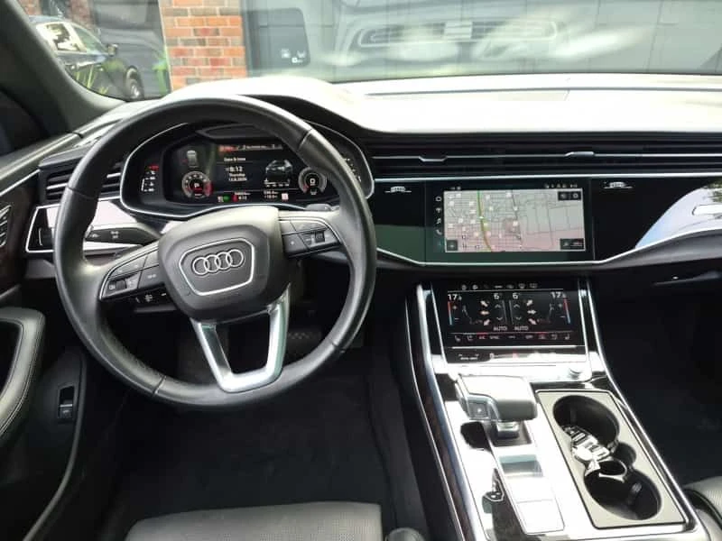 Audi Q8 * TECHNIK * CARFAX * ОПЦИЯ ЗА ФИНАНСИРАНЕ, снимка 11 - Автомобили и джипове - 55727169