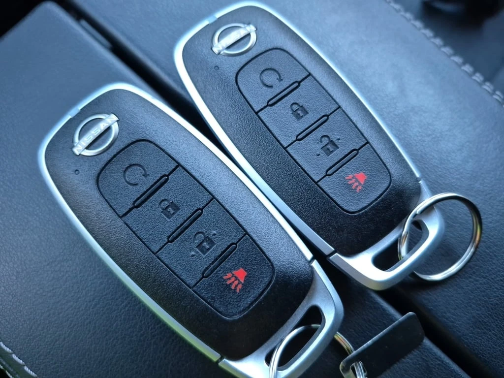 Nissan Rogue * SV MOONROOF * CARFAX *  | Mobile.bg   10