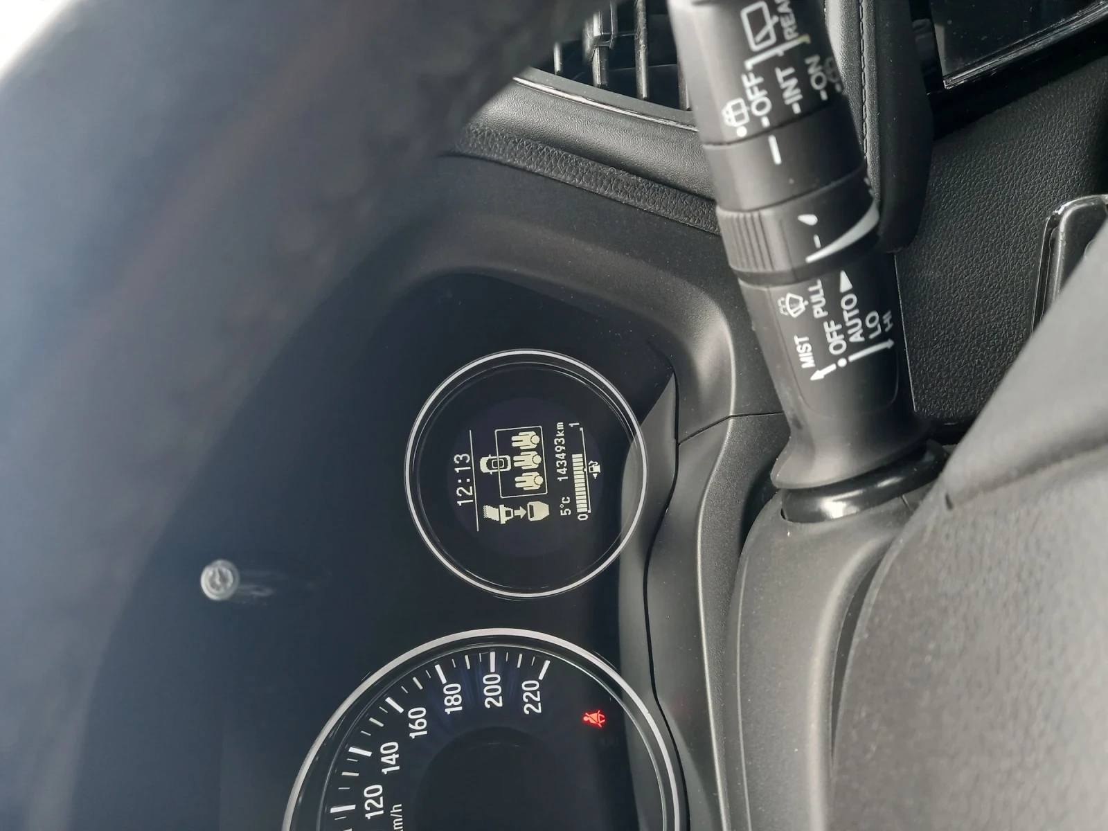 Honda Hr-v, снимка 6 - Автомобили и джипове - 54161080