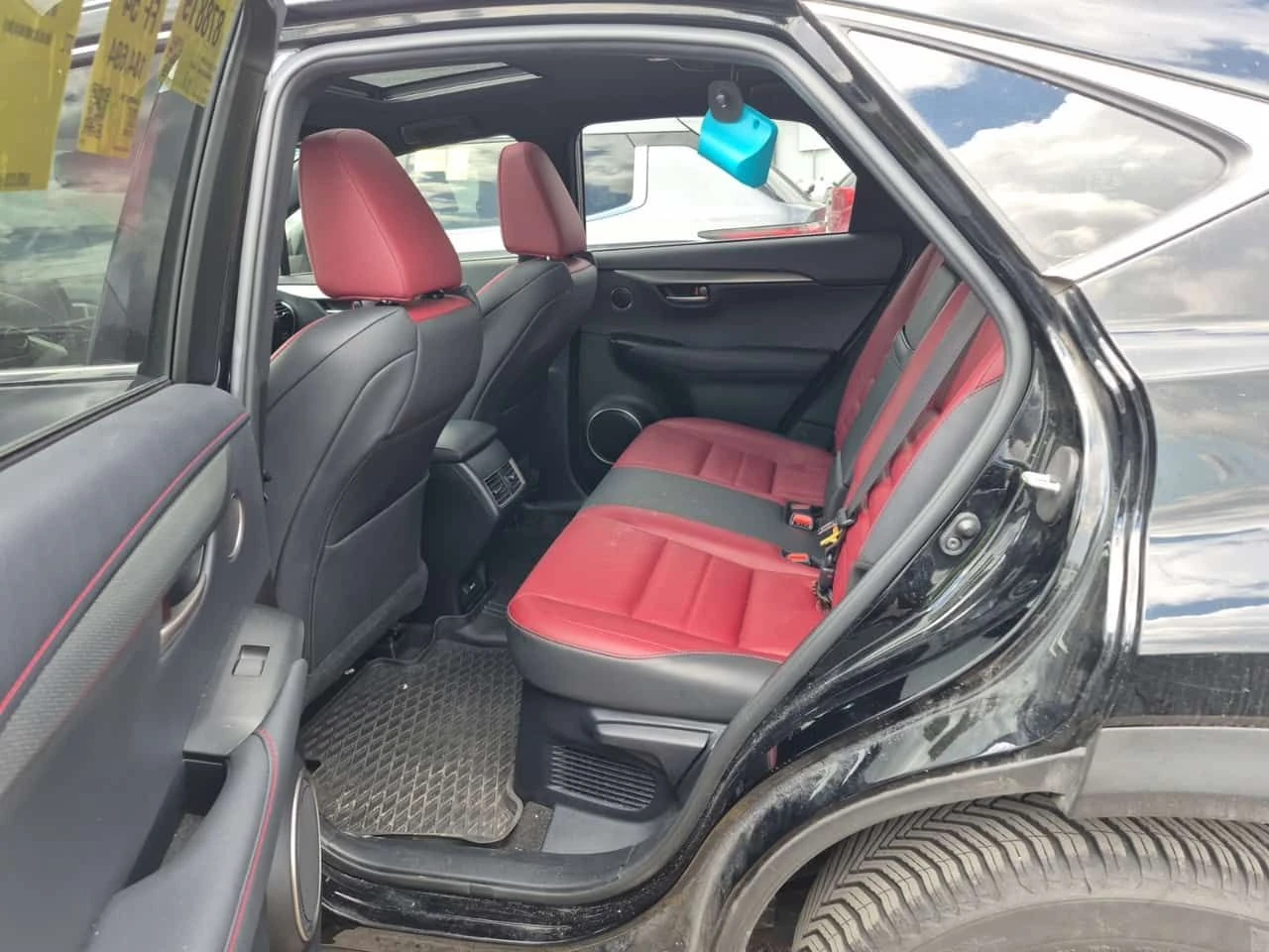 Lexus NX 200t * Luxury * 2 КЛЮЧА* PANO* ПОДГРЕВ* , снимка 11 - Автомобили и джипове - 54480871