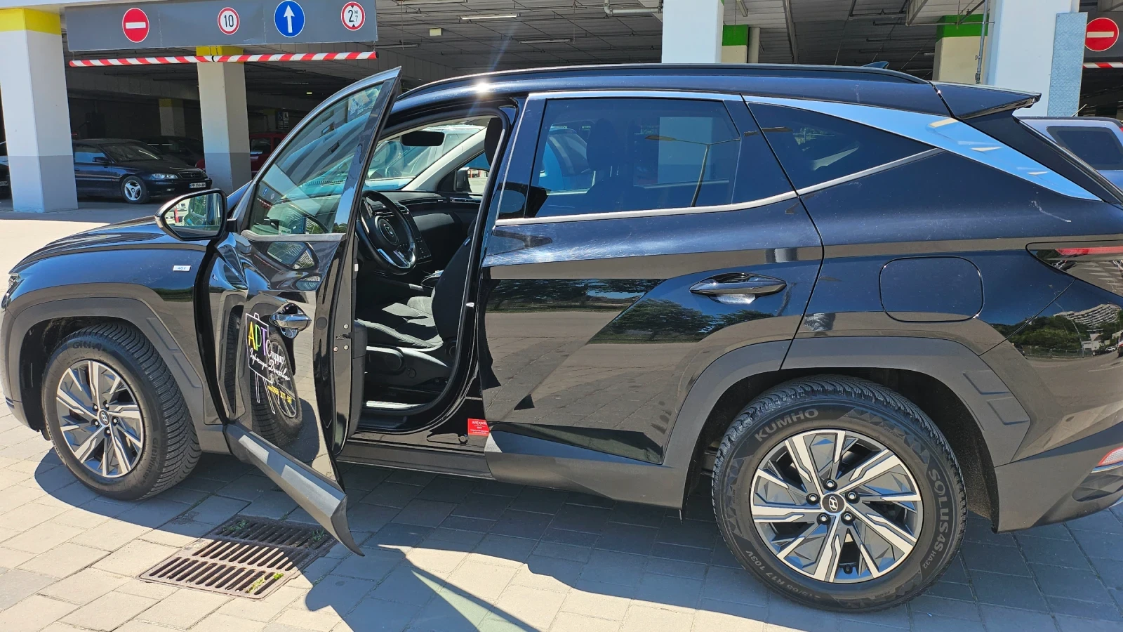 Hyundai Tucson, снимка 3 - Автомобили и джипове - 54683069