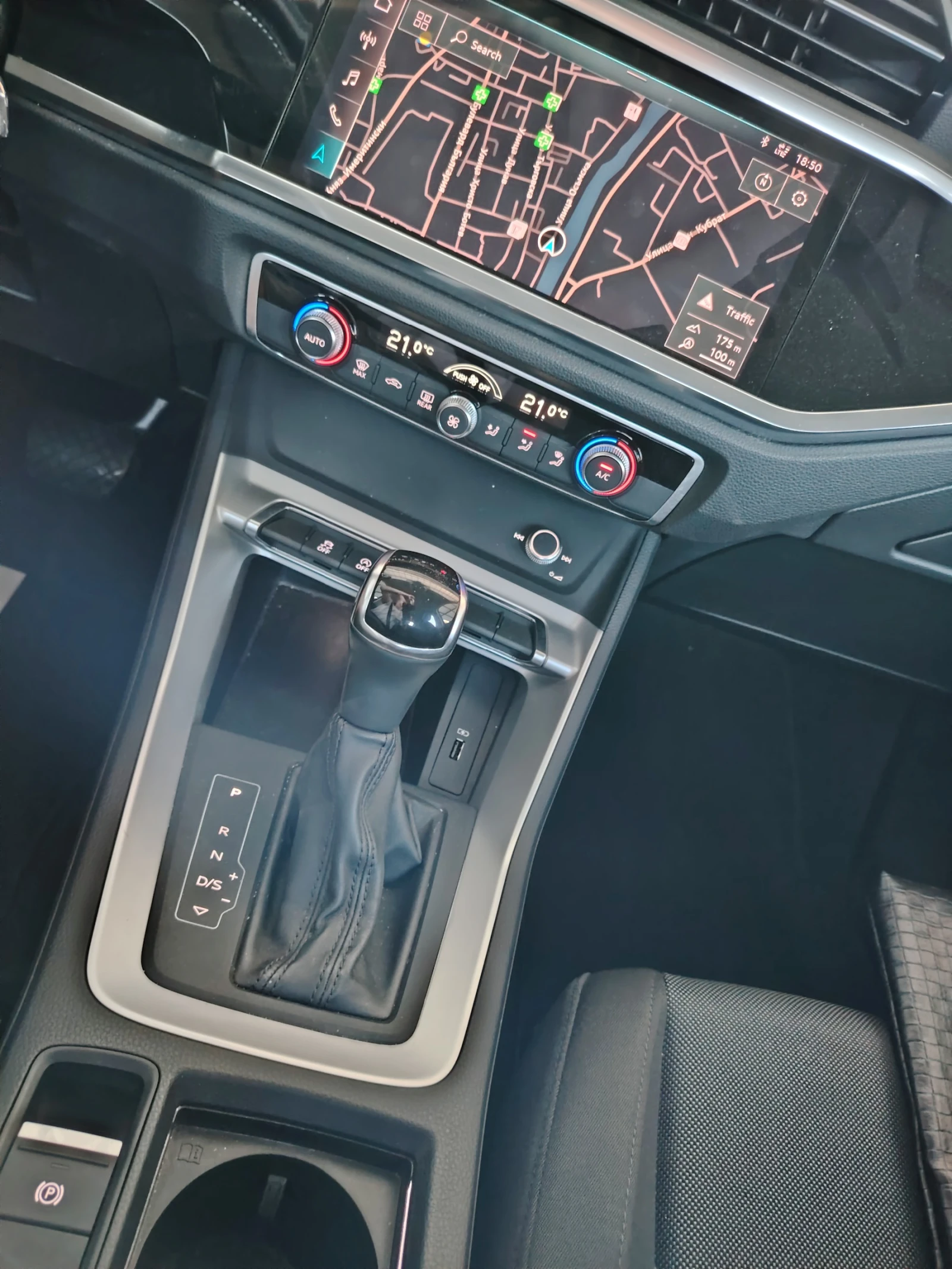 Audi Q3 2022г4х4-40TDi-190кс-S-Tronic-QUATRO-DIGITAL-ТОП!!, снимка 11 - Автомобили и джипове - 55993772