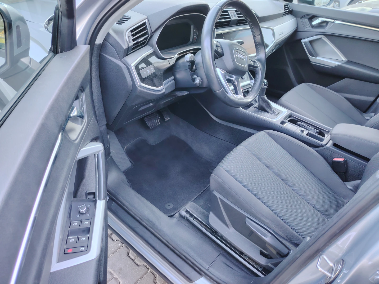 Audi Q3 2022г4х4-40TDi-190кс-S-Tronic-QUATRO-DIGITAL-ТОП!!, снимка 13 - Автомобили и джипове - 55993772