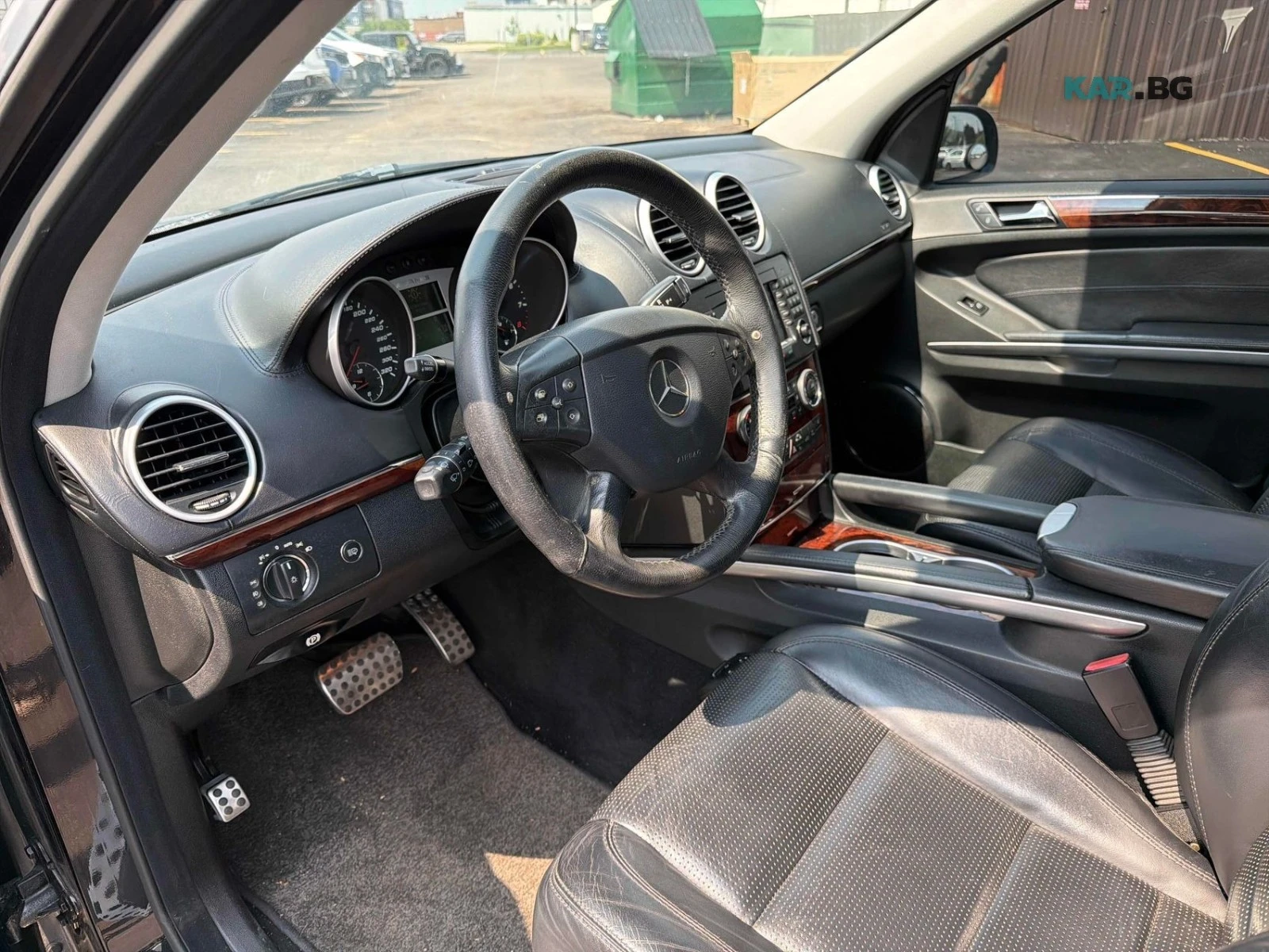 Mercedes-Benz ML 63 AMG ЦЕНА ДО БЪЛГАРИЯ АВТОКРЕДИТ, снимка 6 - Автомобили и джипове - 55691213