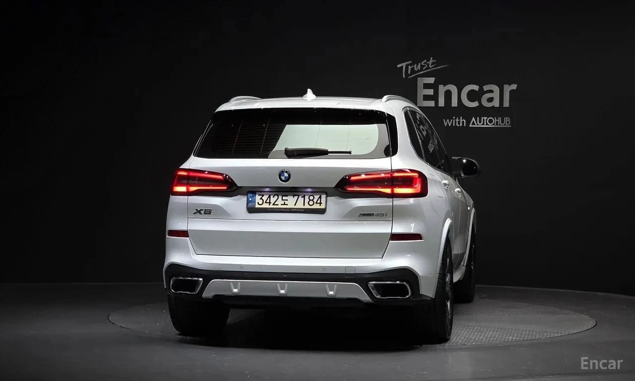 BMW X5 * xDrive 40i M Sport * АВТОКРЕДИТ* , снимка 4 - Автомобили и джипове - 55973760