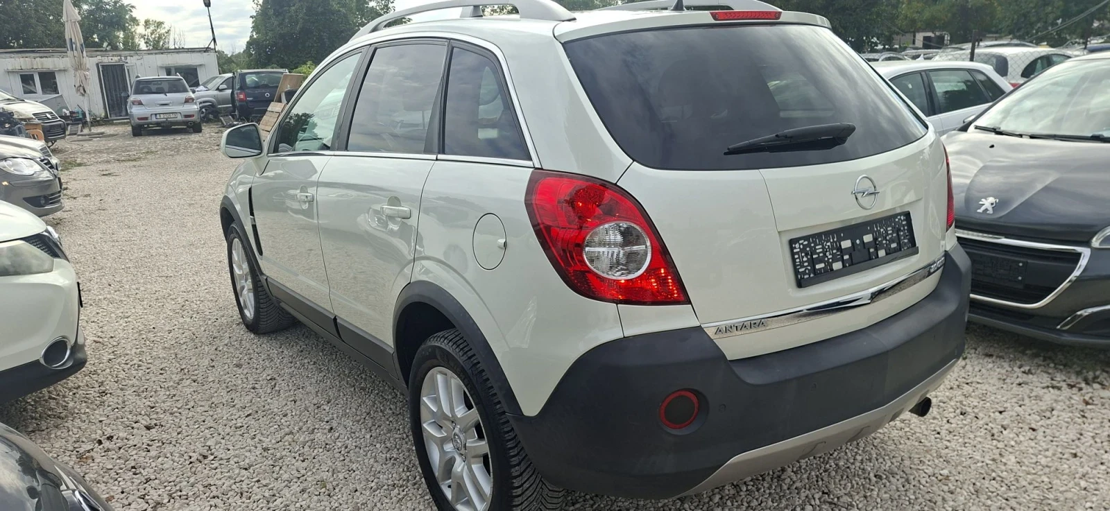 Opel Antara 2, 0 ДИЗЕЛ, снимка 4 - Автомобили и джипове - 56193237
