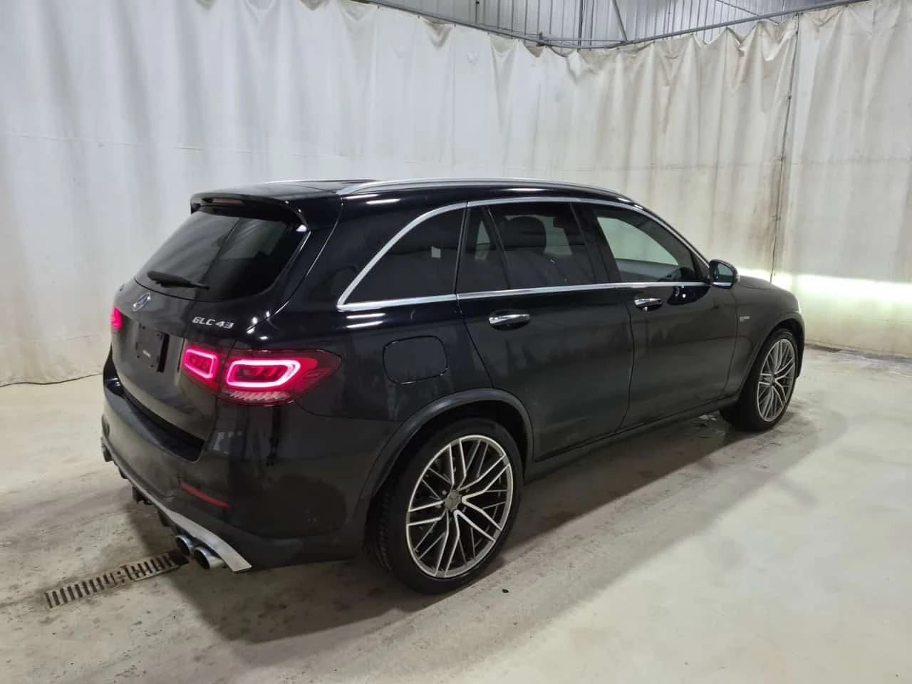 Mercedes-Benz GLC 43 AMG  DISTRONIC / 360 / MEMORY / BURMESTER , снимка 3 - Автомобили и джипове - 56316214