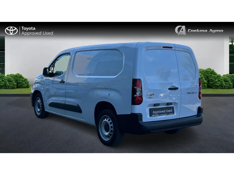 Toyota Proace 10 години ГАРАНЦИЯ!, Месечна вноска от 561 лв., снимка 2 - Бусове и автобуси - 48504208