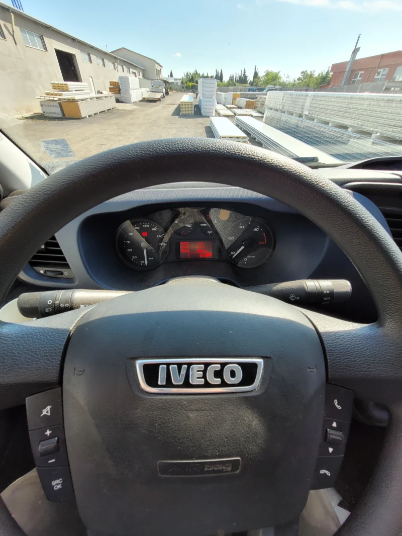 Iveco Daily, снимка 7 - Бусове и автобуси - 53454045