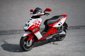 Malaguti F F15 Ducati Corse Edition