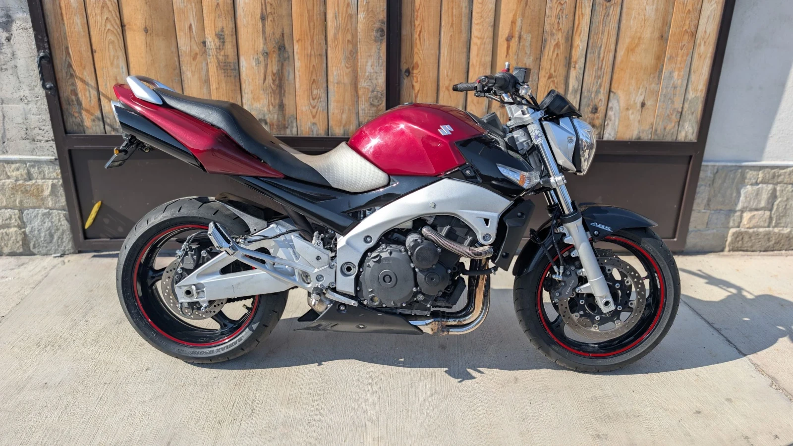 Suzuki Gsr 600 ABS, снимка 2 - Мотоциклети и мототехника - 55400702