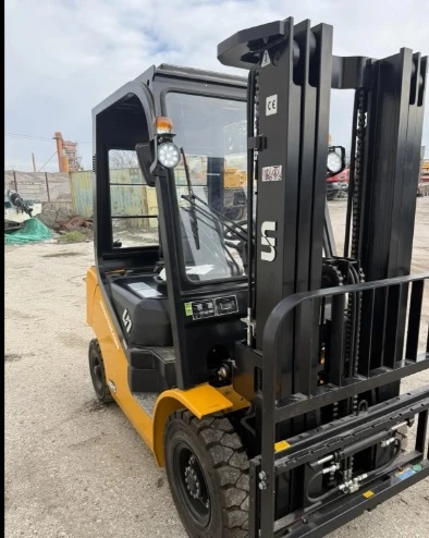 Мотокар Други Мотокар REGO FD25T - 2.5 тона, снимка 2 - Индустриална техника - 53646980