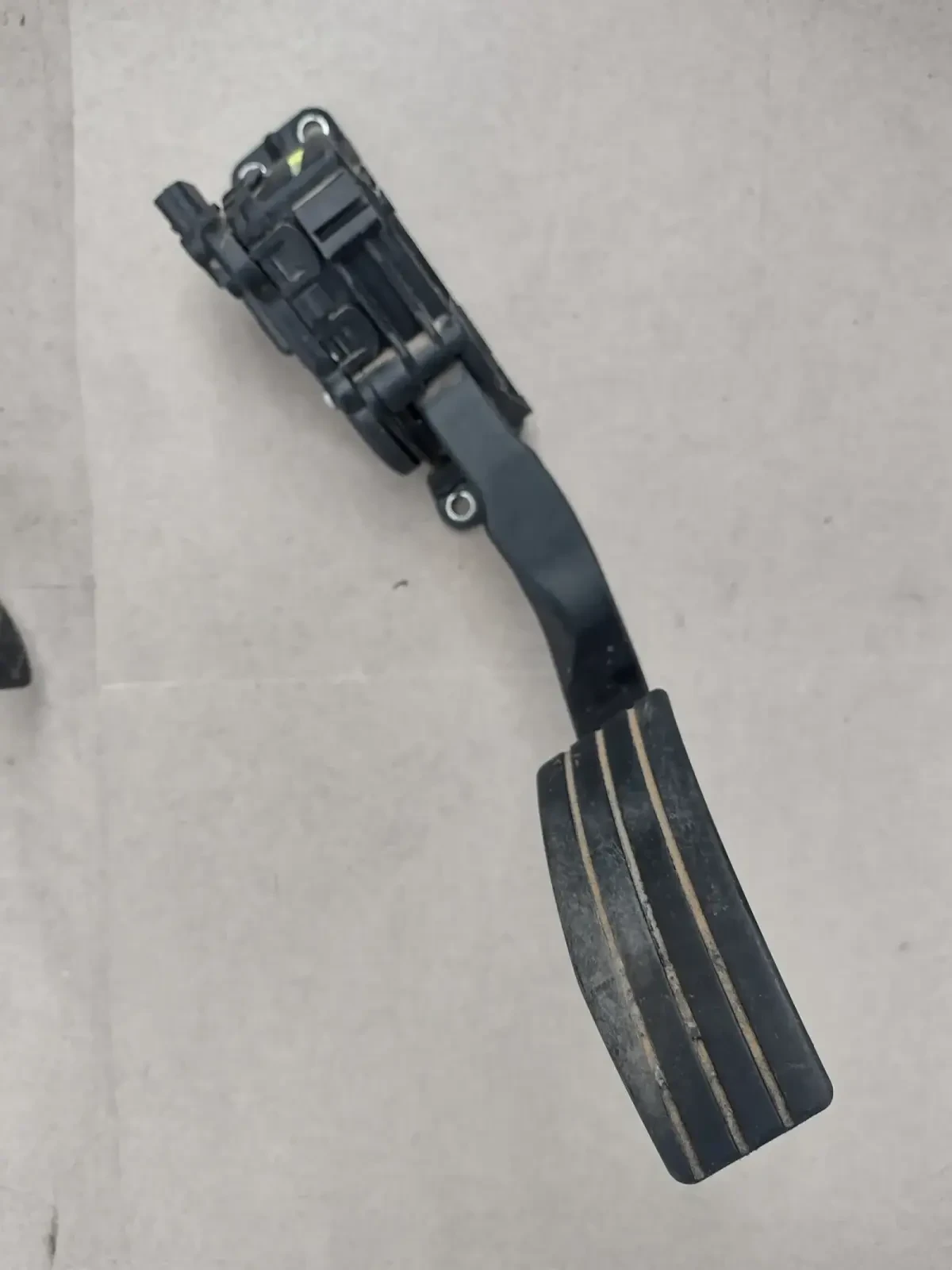 6PV009085-04     Renault Twingo II 8200426241-E | Mobile.bg   3