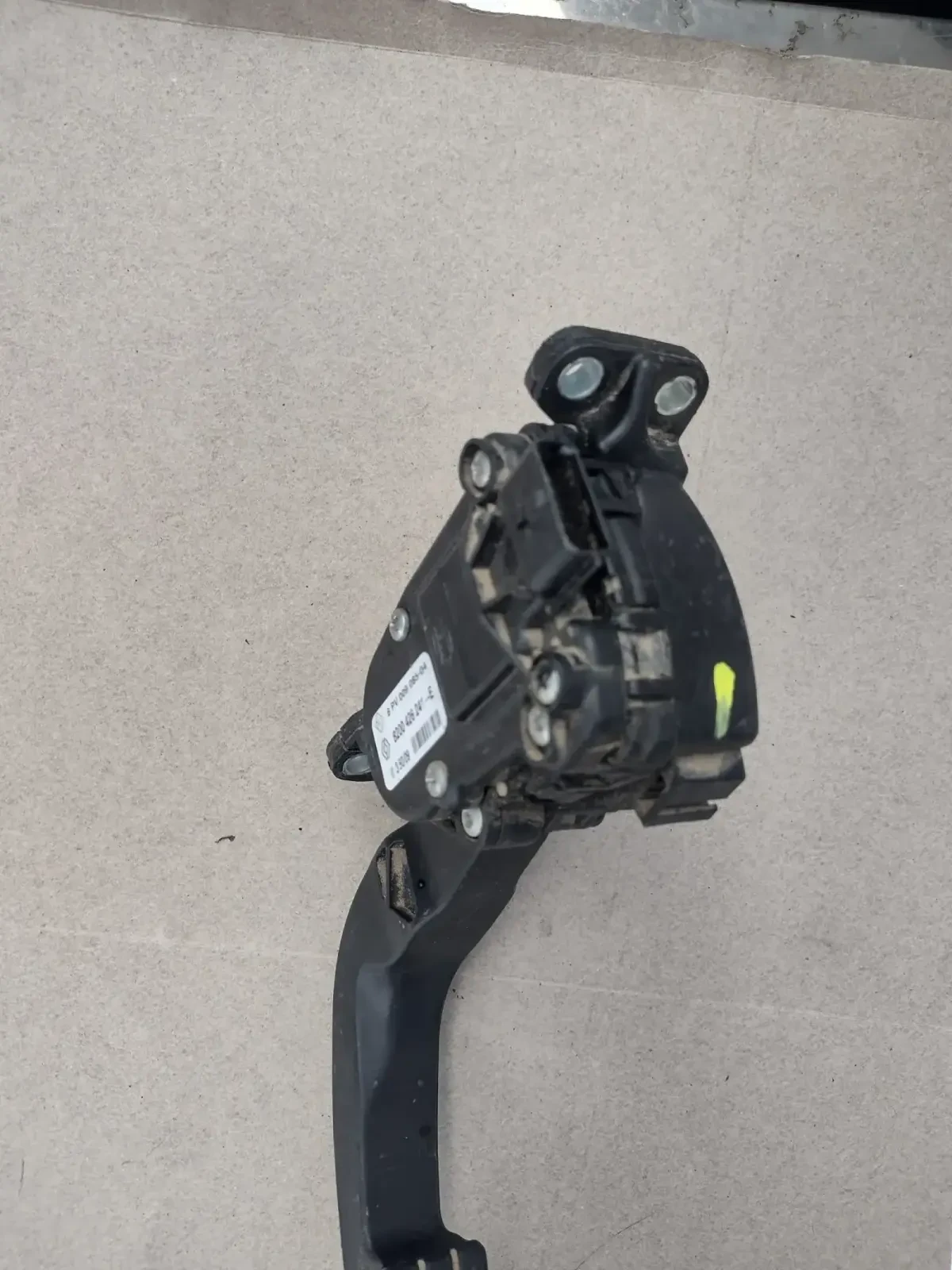 6PV009085-04     Renault Twingo II 8200426241-E | Mobile.bg   4