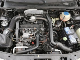 VW Golf 1.9 TDI 90 , снимка 12