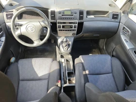 Toyota Corolla verso, снимка 12