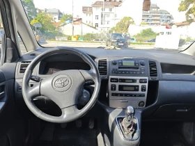 Toyota Corolla verso, снимка 7