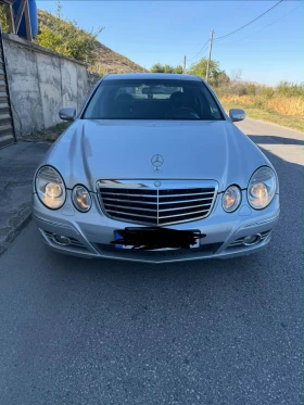 Mercedes-Benz E 320, снимка 1