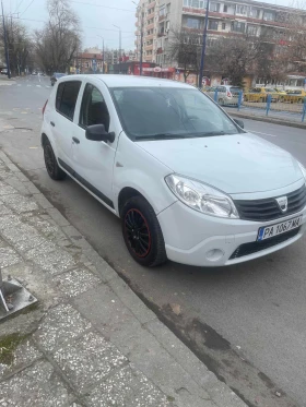 Dacia Sandero 1.4 газ-бензин, снимка 2