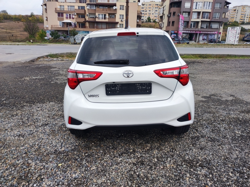 Toyota Yaris Limited Edition , снимка 6 - Автомобили и джипове - 38321395