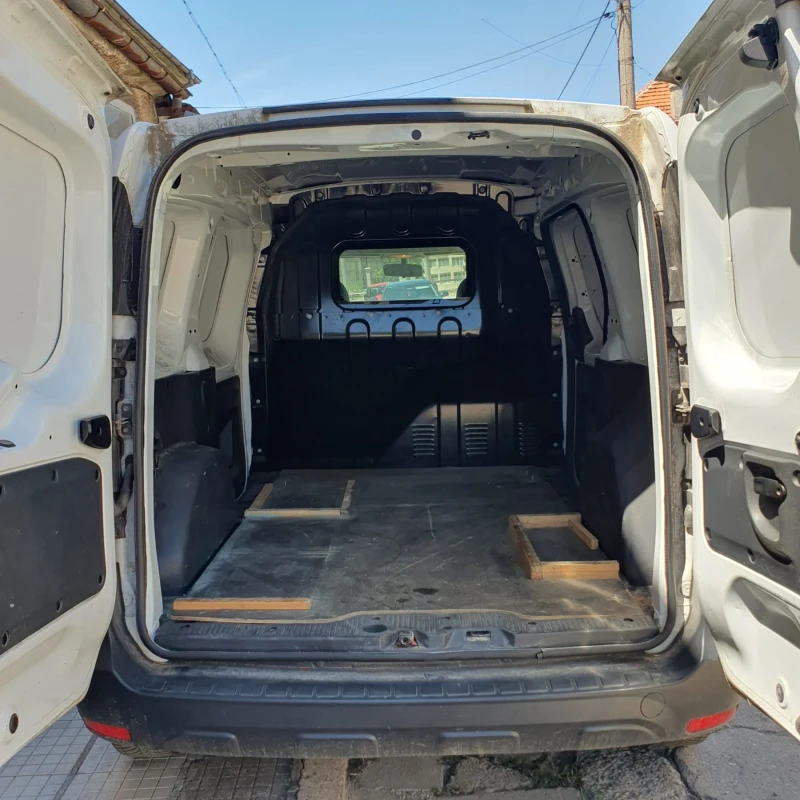Dacia Dokker 1.5, снимка 7 - Автомобили и джипове - 52618133