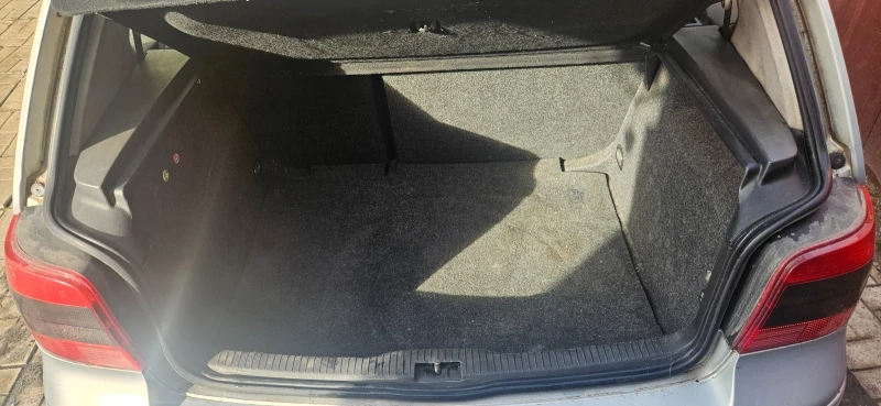 VW Golf, снимка 11 - Автомобили и джипове - 52606065