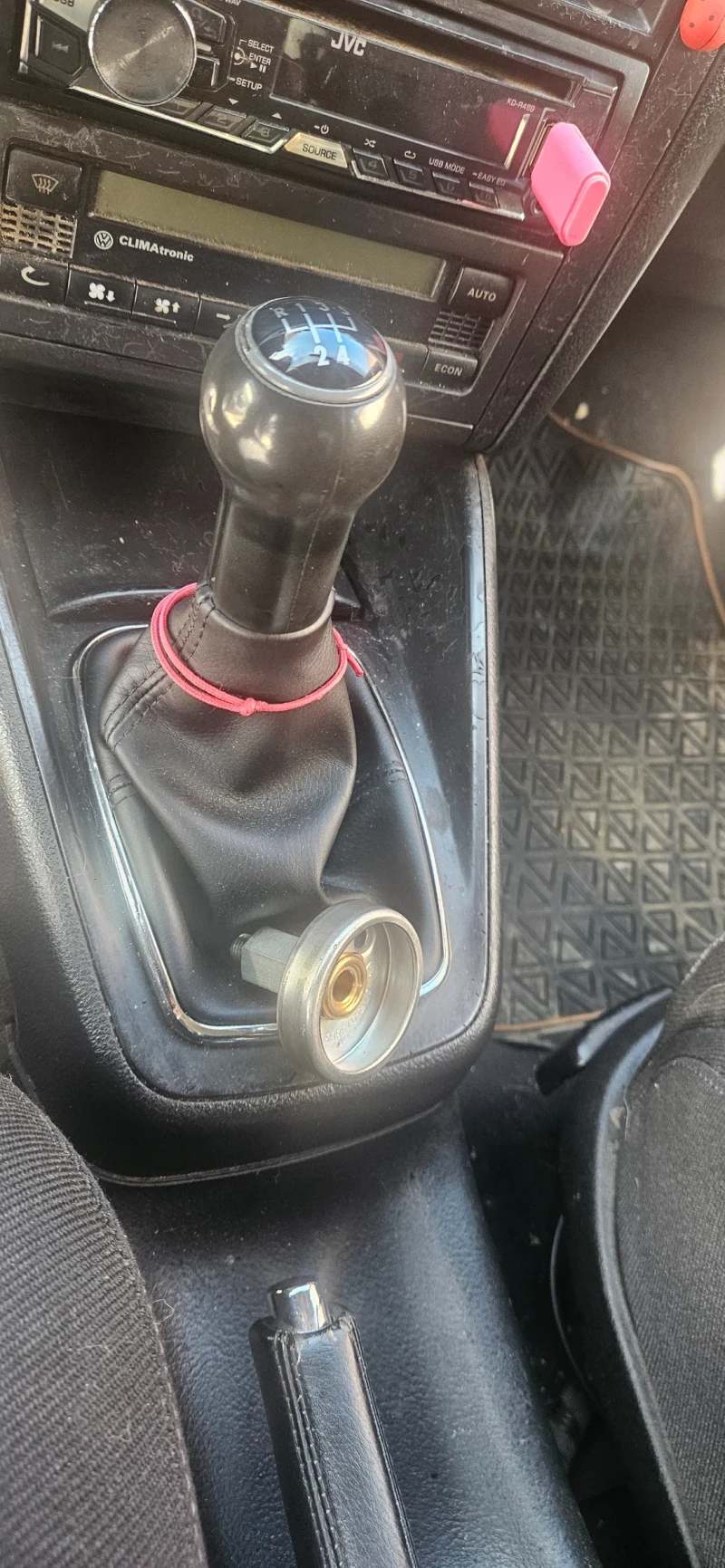 VW Golf, снимка 8 - Автомобили и джипове - 52606065